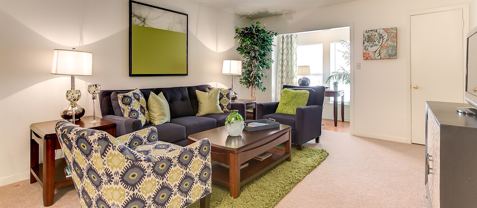 Fox Run I Apartments in Metairie, LA 1, 2, 3 Bedroom Apartments For